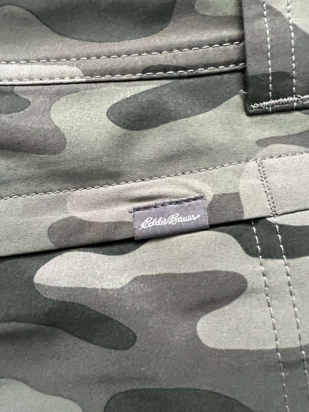 Eddie Bauer Olive Green Adventurer 2.0 Camo Sporty Mini Skirt/Skort - Size 10 - Picture 4 of 9